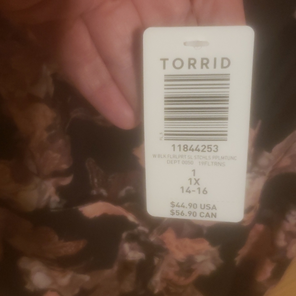 torrid top - Picture 5 of 5